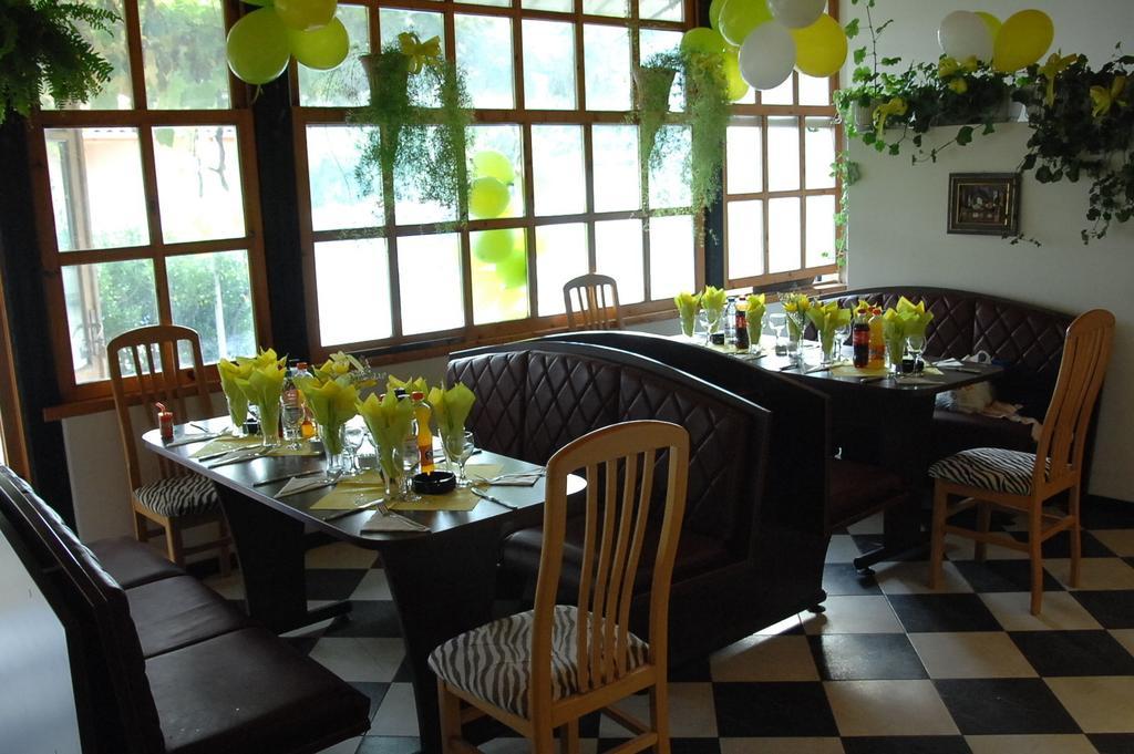 קרנבו El Dorado Holiday Village מראה חיצוני תמונה