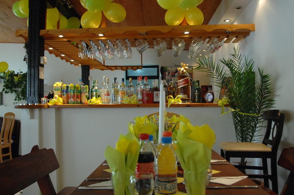 קרנבו El Dorado Holiday Village מראה חיצוני תמונה